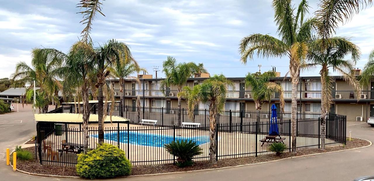 Westland Hotel Motel Whyalla Eksteriør billede