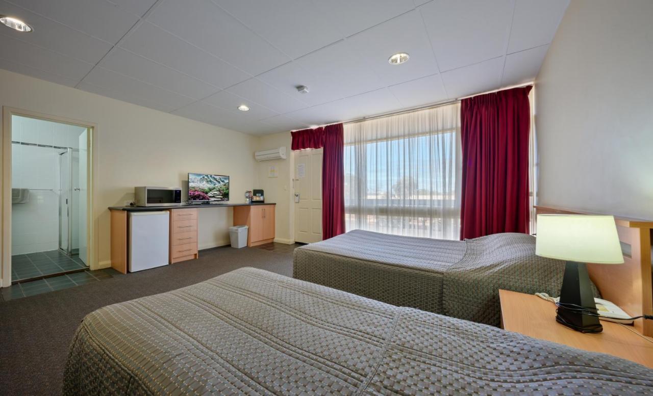 Westland Hotel Motel Whyalla Eksteriør billede